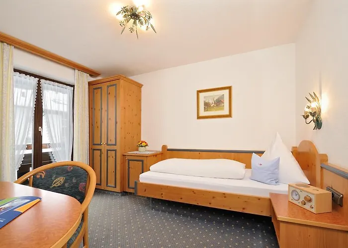 בית הארחה Garni Brigitte 3*